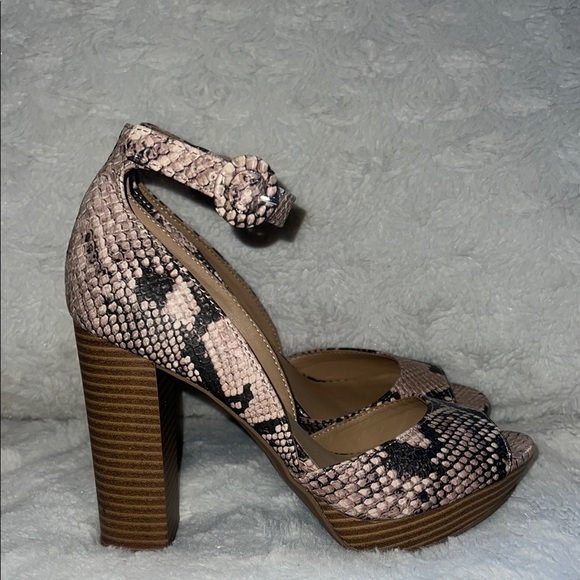 Sun + Stone Peep Toe Block Heel Platform Sandals - Picture 5 of 8